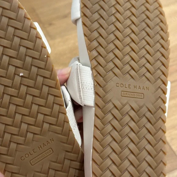 cole Haan slide - Picture 5 of 7